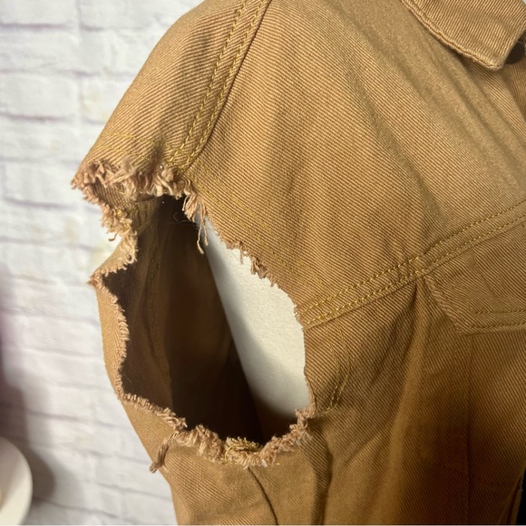 Caramel Denim Vest - Picture 10 of 12